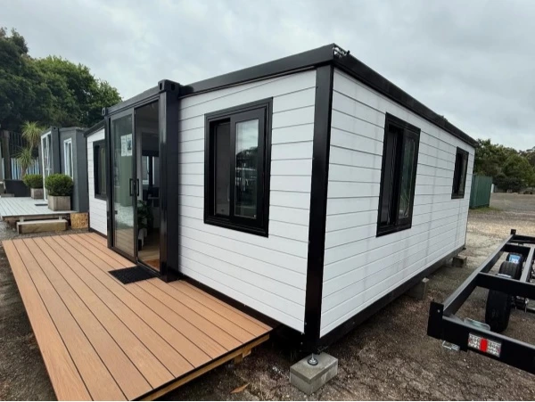 20ft Expandable House in Minnesota, USA