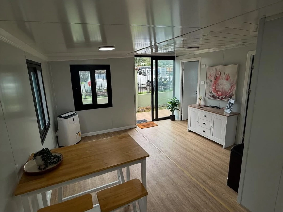 20ft Expandable House in Minnesota, USA