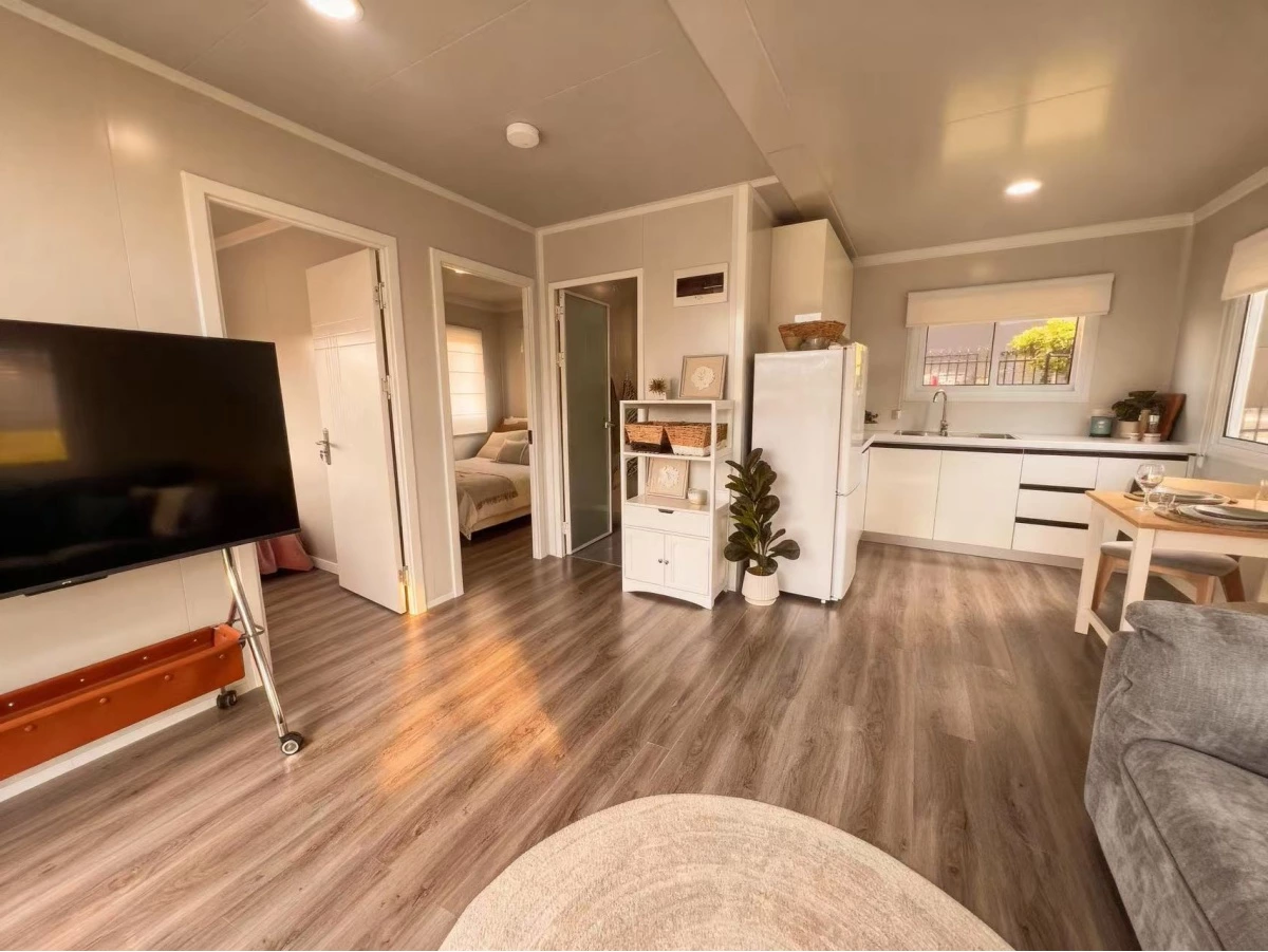 20ft Expandable House in Wellington, New Zealand