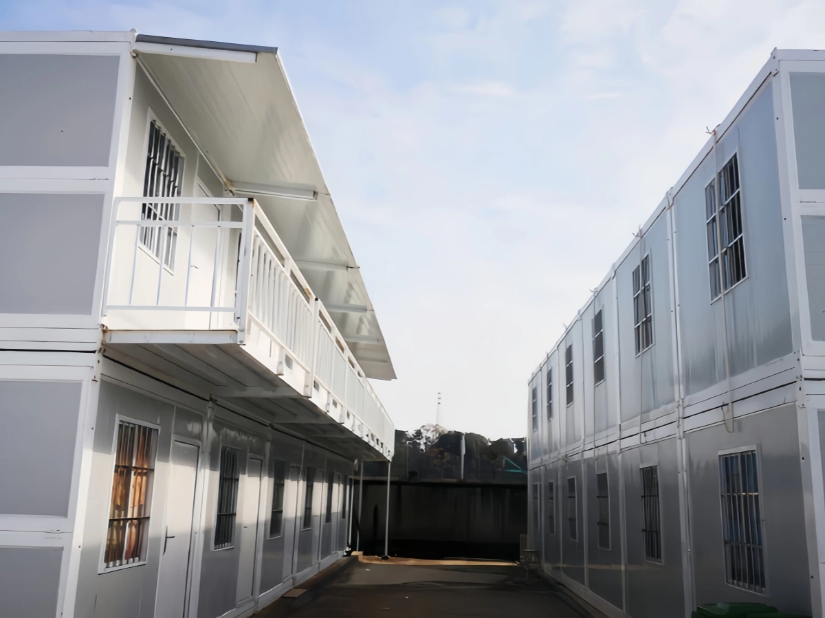 Folding Container Houses in Florida, USA