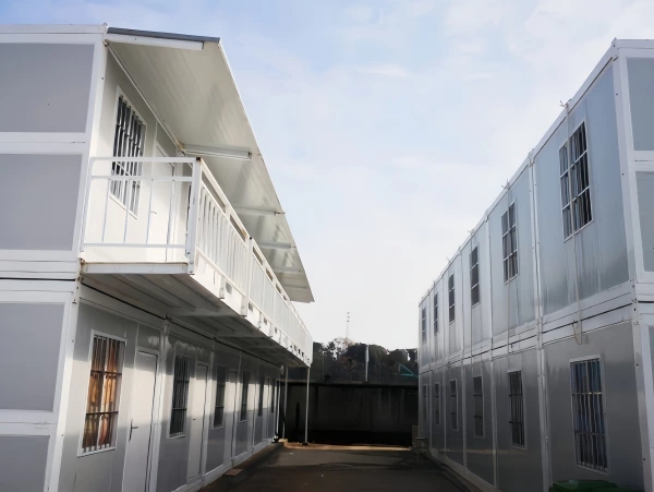 Folding Container Houses in Florida, USA