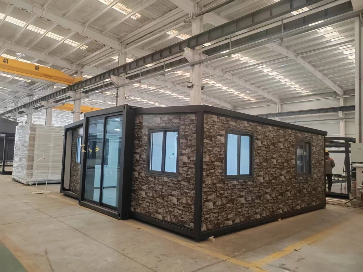 American Standard 20ft Expandable House with 2 Bedrooms