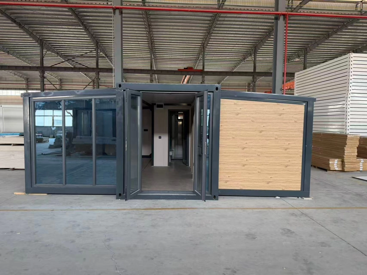 20ft Foldable Container House Delivered to France