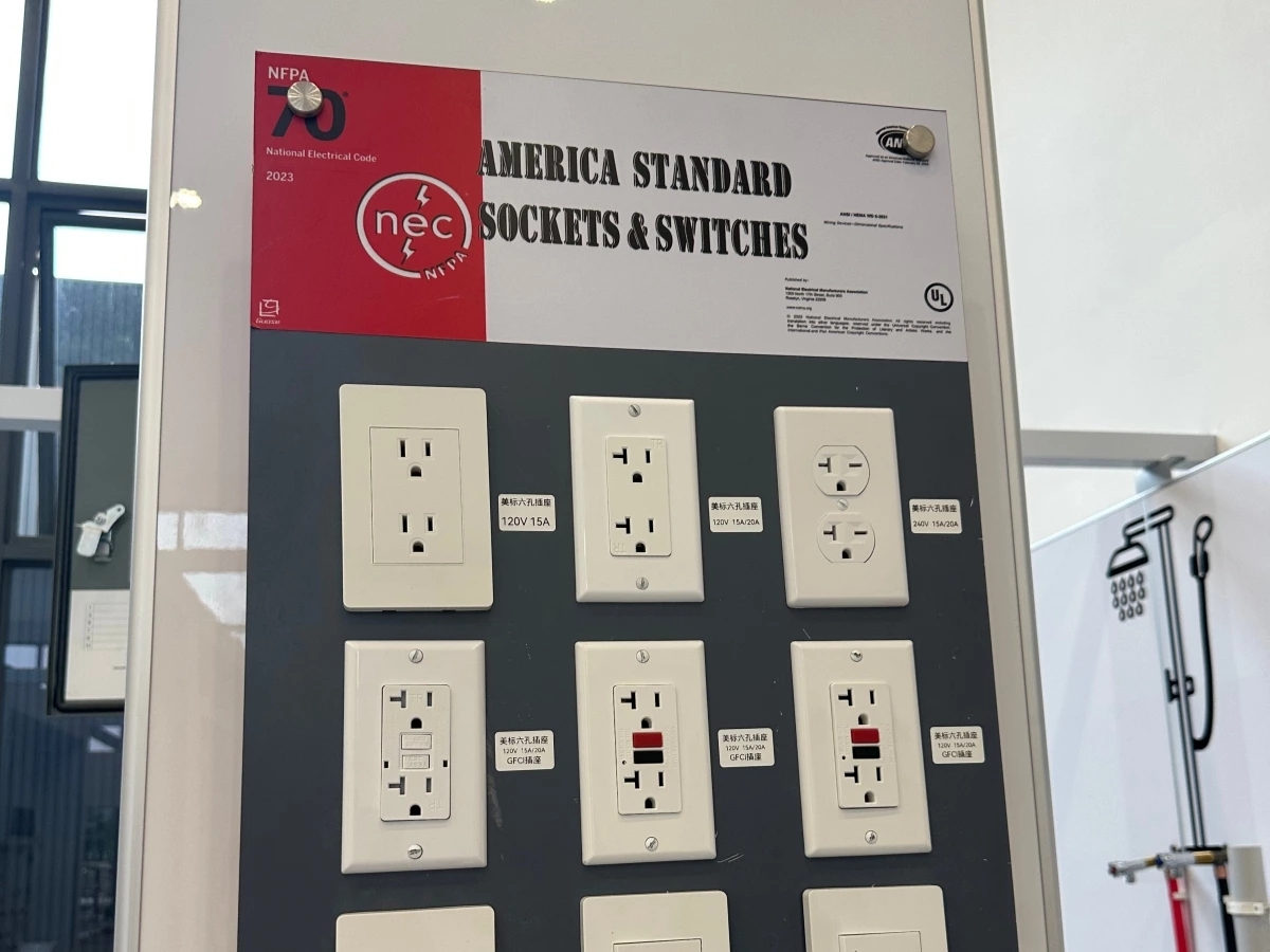 Apple cabin camping trailer delivered to the USA